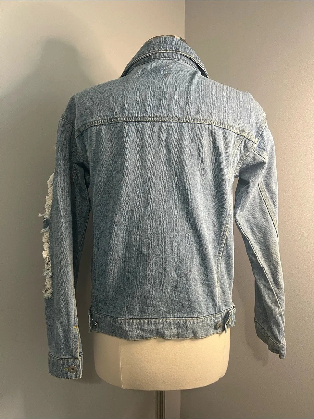 Love Tree Size S Blue Distressed Long Sleeve Denim Jacket Hip Length